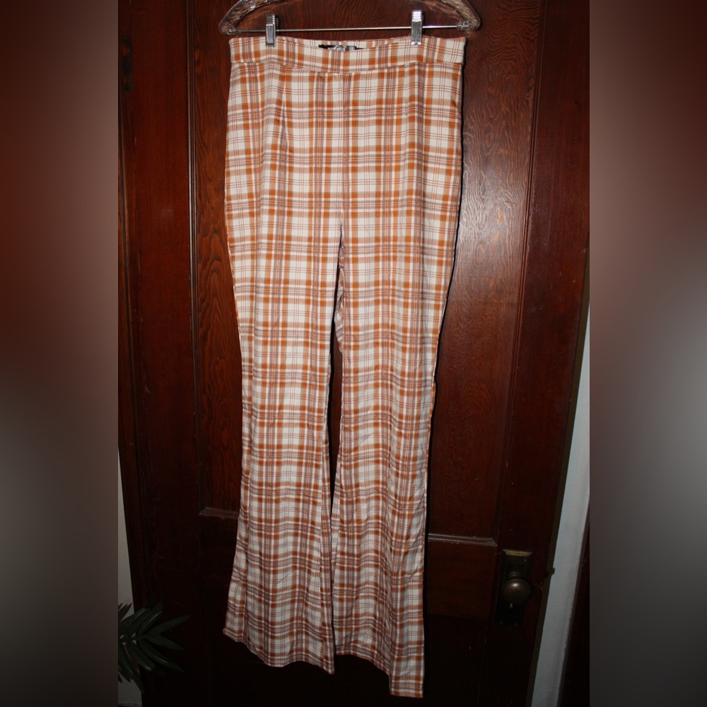 Missguided patterned pants